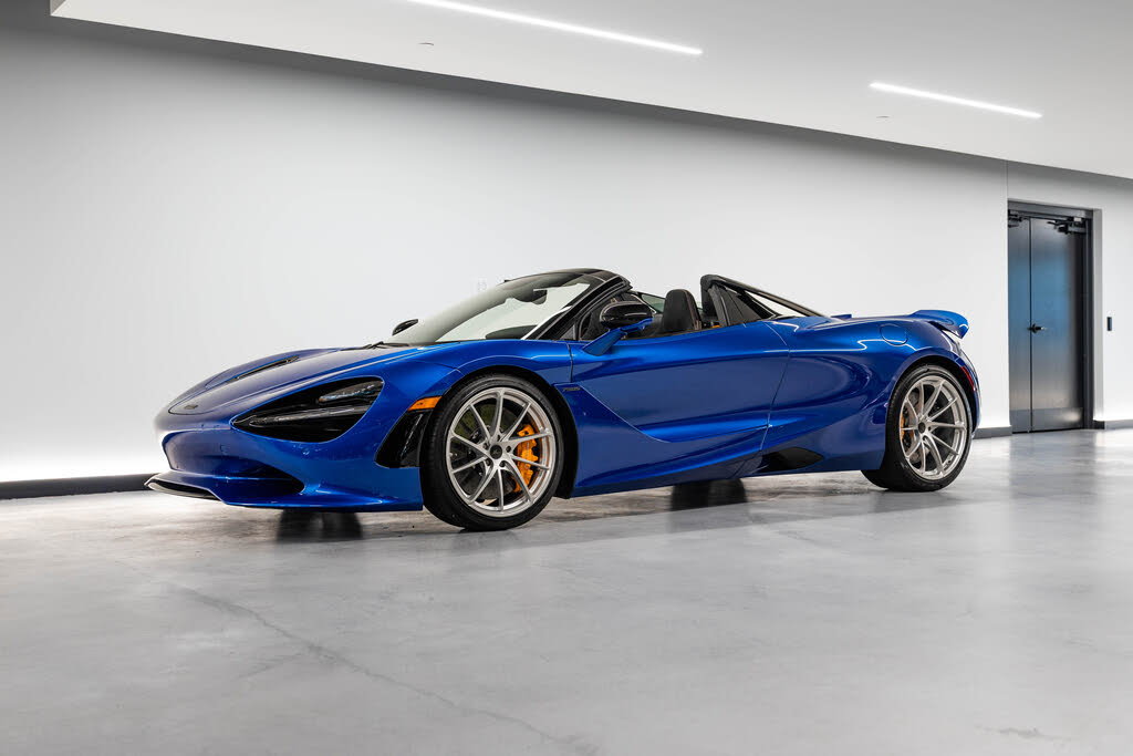 2027 McLaren 750S Spider RWD photo 3