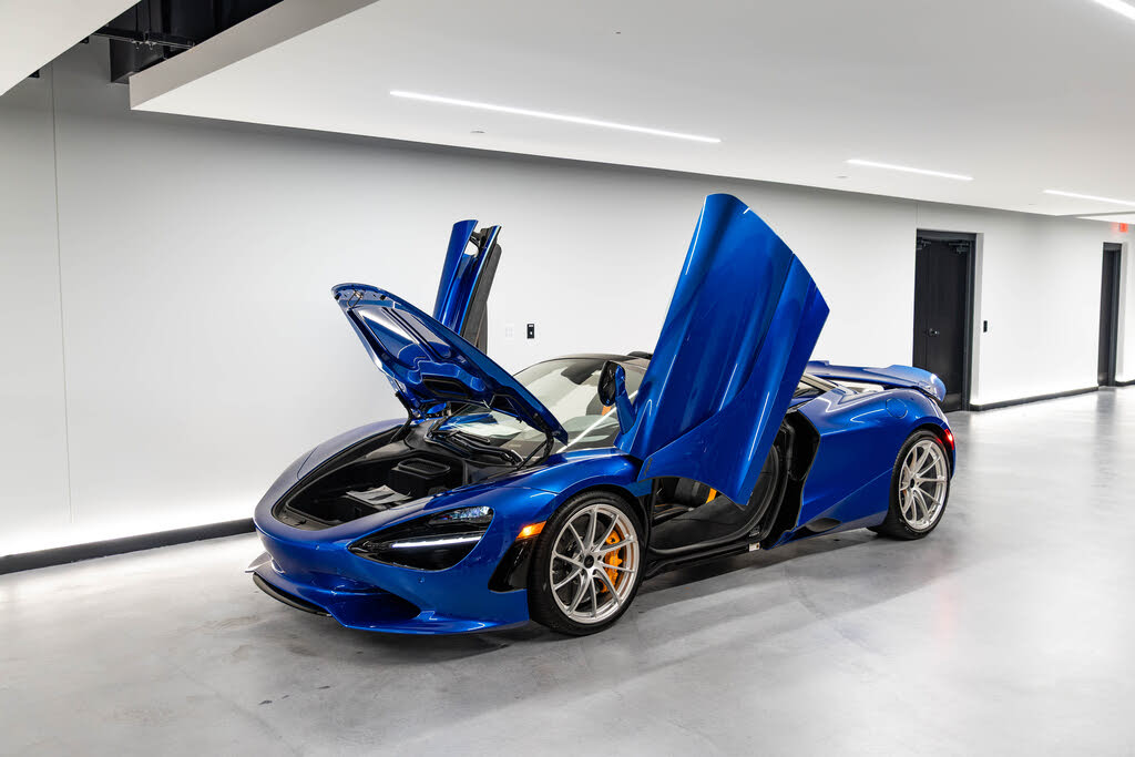 2027 McLaren 750S Spider RWD photo 21