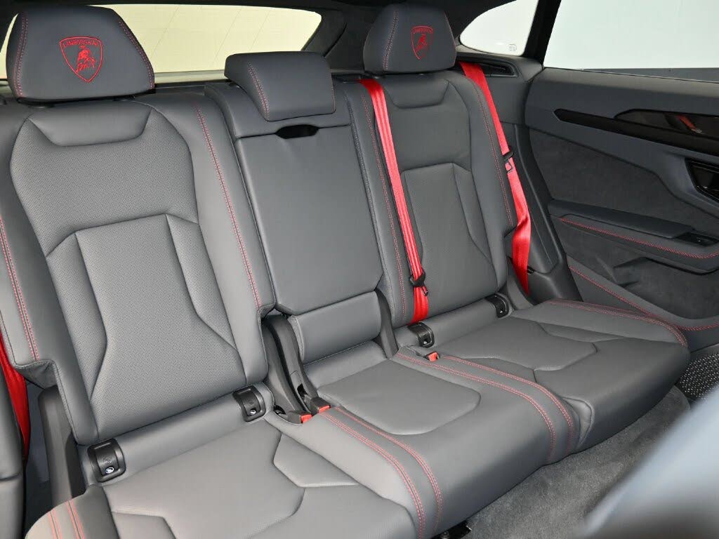 2025 Lamborghini Urus SE AWD photo 12