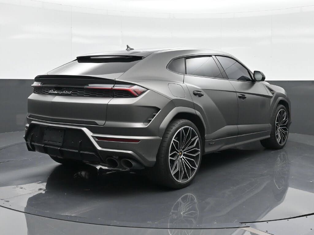 2025 Lamborghini Urus SE AWD photo 14