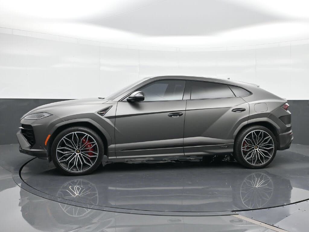 2025 Lamborghini Urus SE AWD photo 5