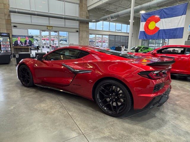 2025 Chevrolet Corvette Z06 2LZ Coupe RWD photo 2