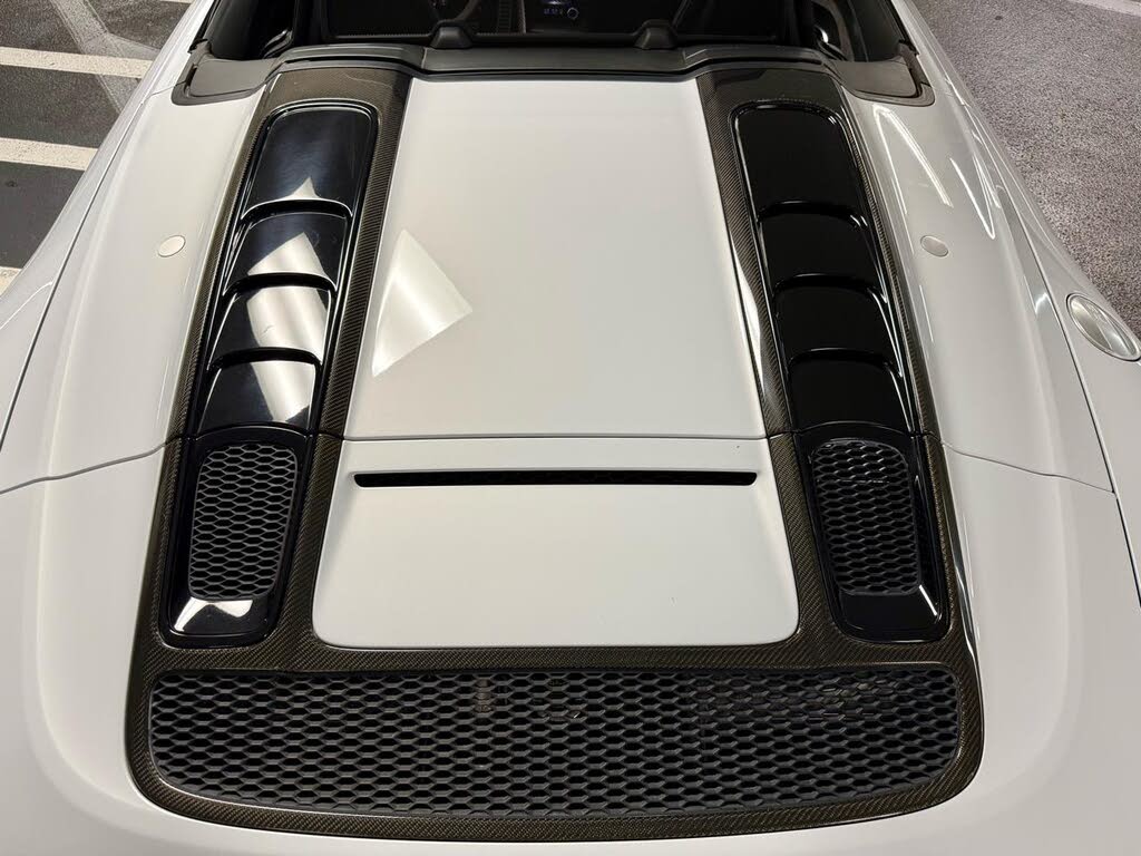 2021 Audi R8 quattro V10 Performance Spyder AWD photo 11 of 24