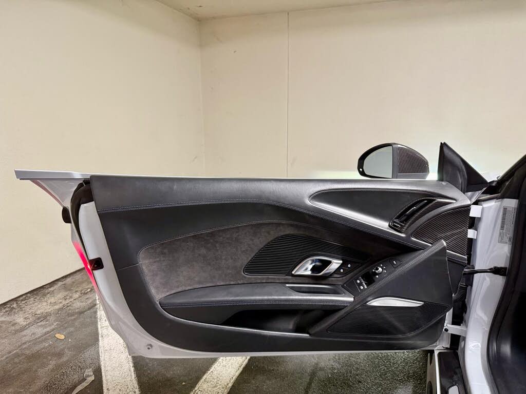 2021 Audi R8 quattro V10 Performance Spyder AWD photo 14 of 24