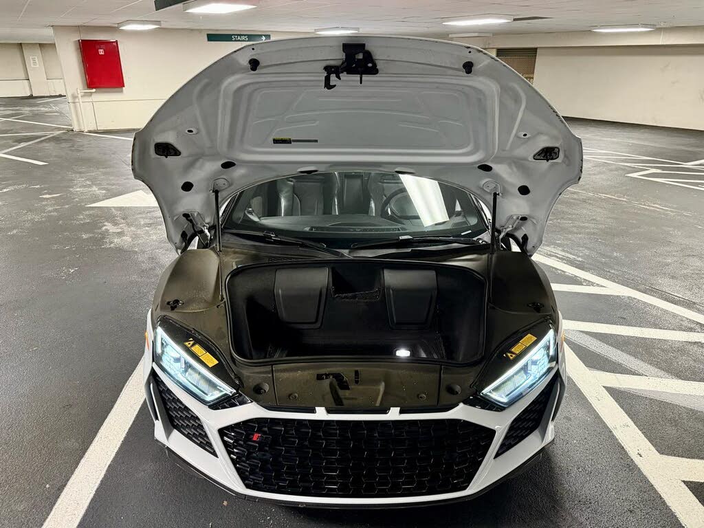 2021 Audi R8 quattro V10 Performance Spyder AWD photo 5 of 24