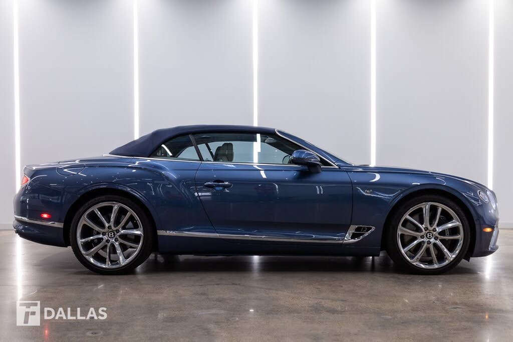 2020 Bentley Continental GTC photo 17