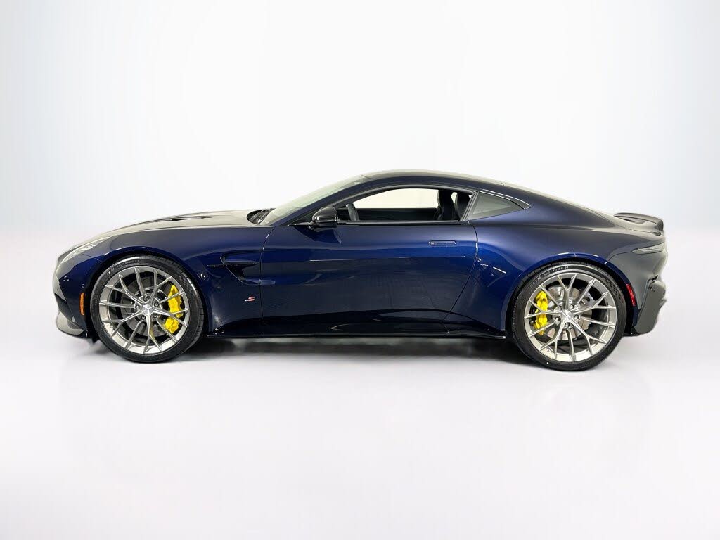 2026 Aston Martin Vantage S Coupe RWD photo 2