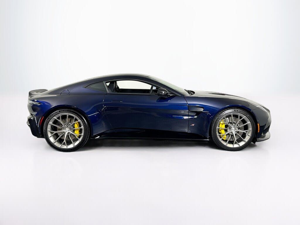 2026 Aston Martin Vantage S Coupe RWD photo 6