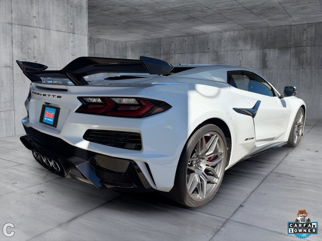 2024 Chevrolet Corvette Z06 3LZ Convertible RWD photo 4