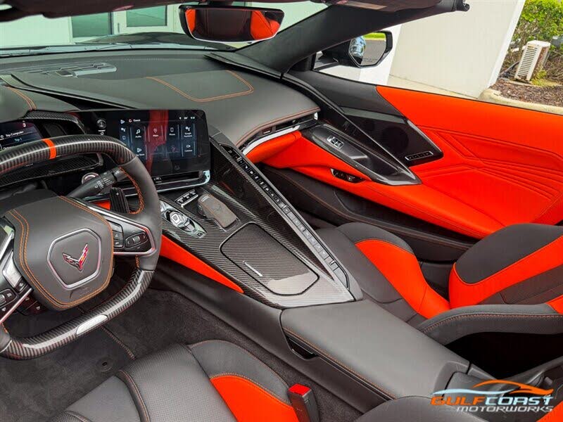 2025 Chevrolet Corvette Z06 3LZ Convertible RWD photo 14