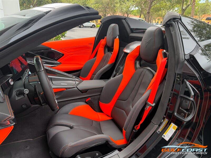 2025 Chevrolet Corvette Z06 3LZ Convertible RWD photo 17