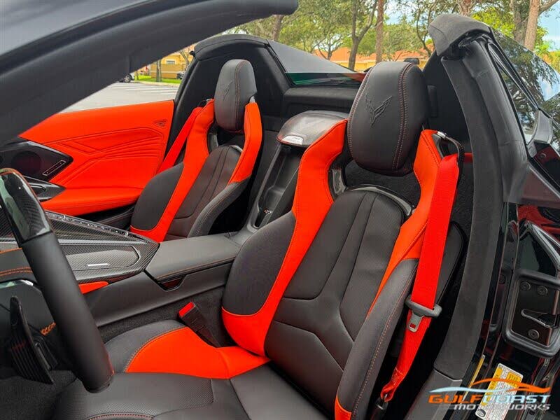 2025 Chevrolet Corvette Z06 3LZ Convertible RWD photo 18