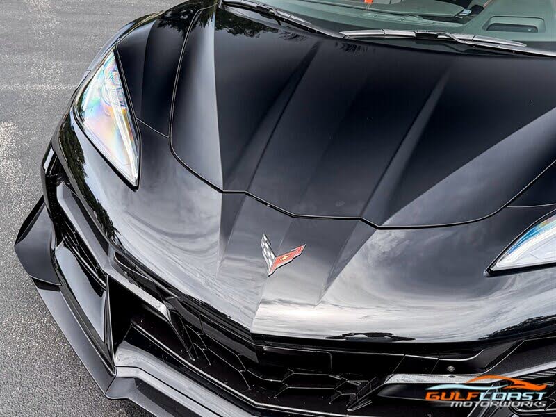 2025 Chevrolet Corvette Z06 3LZ Convertible RWD photo 4