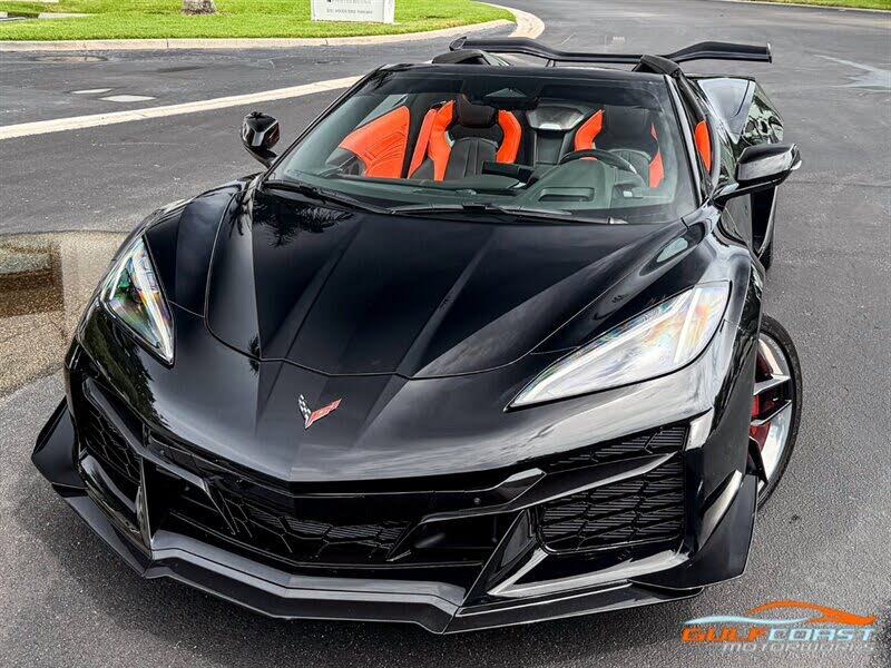 2025 Chevrolet Corvette Z06 3LZ Convertible RWD photo 7