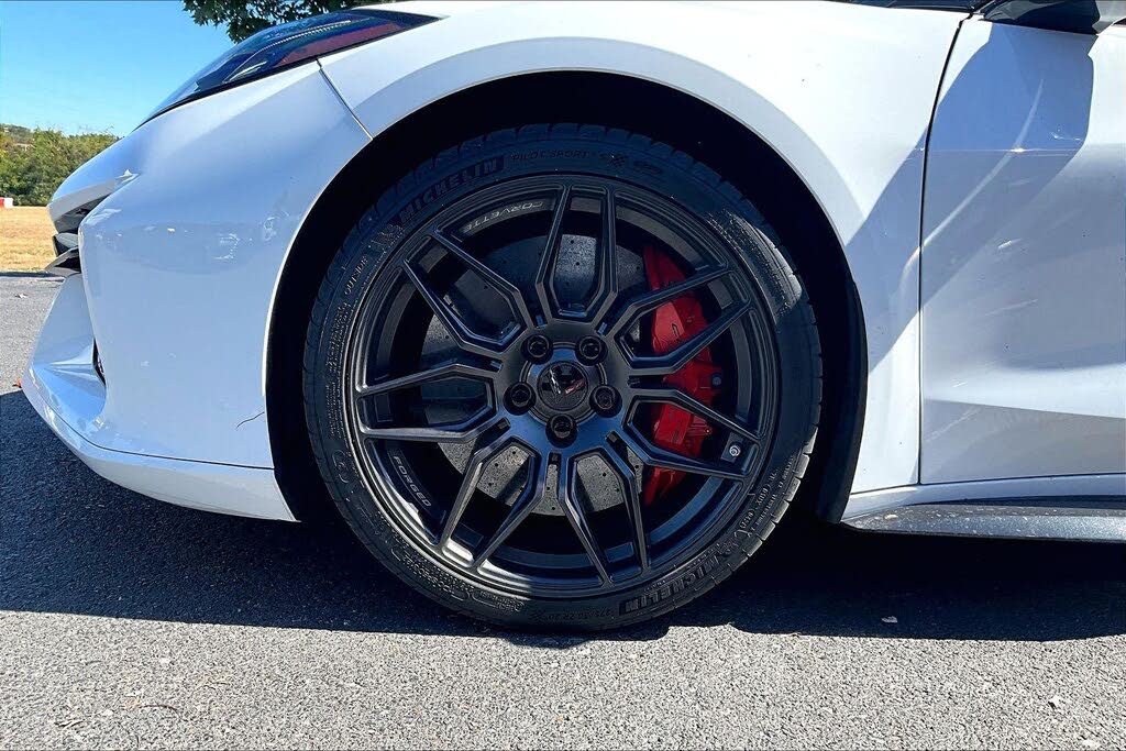2023 Chevrolet Corvette Z06 2LZ Convertible RWD photo 2