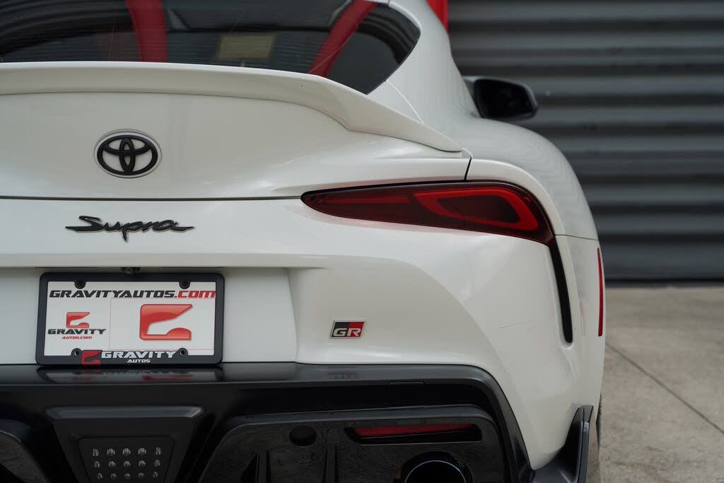 2021 Toyota Supra 2.0 RWD photo 15 of 24