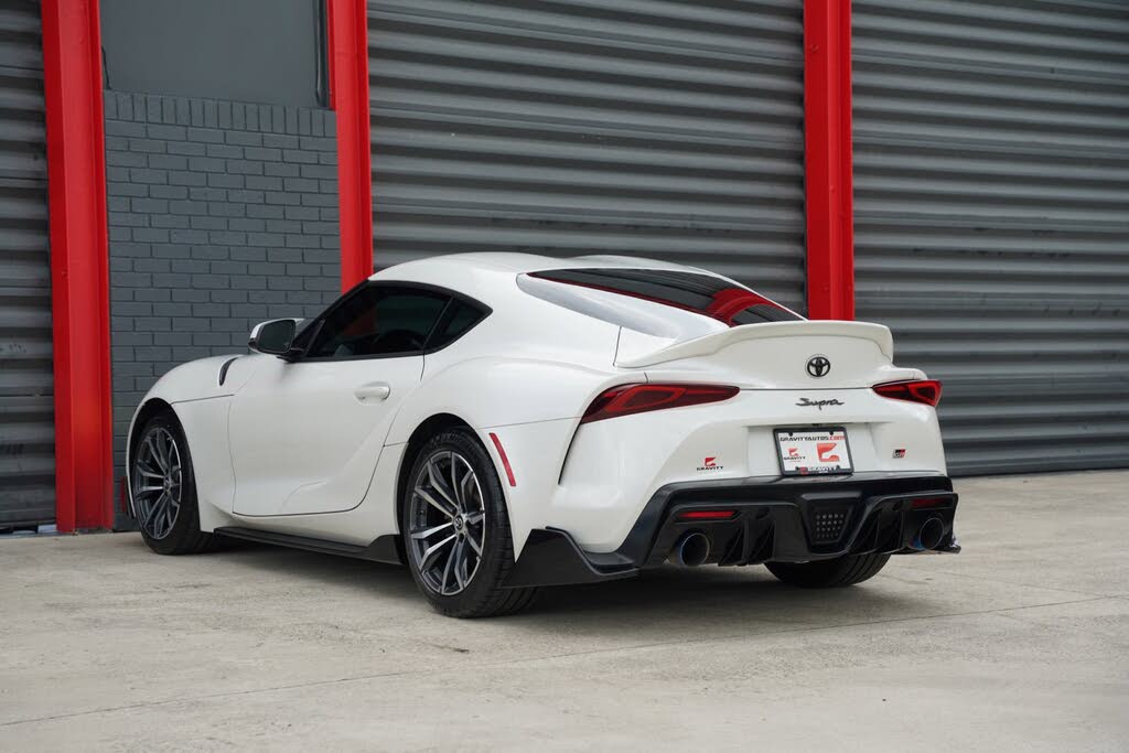 2021 Toyota Supra 2.0 RWD photo 18 of 24