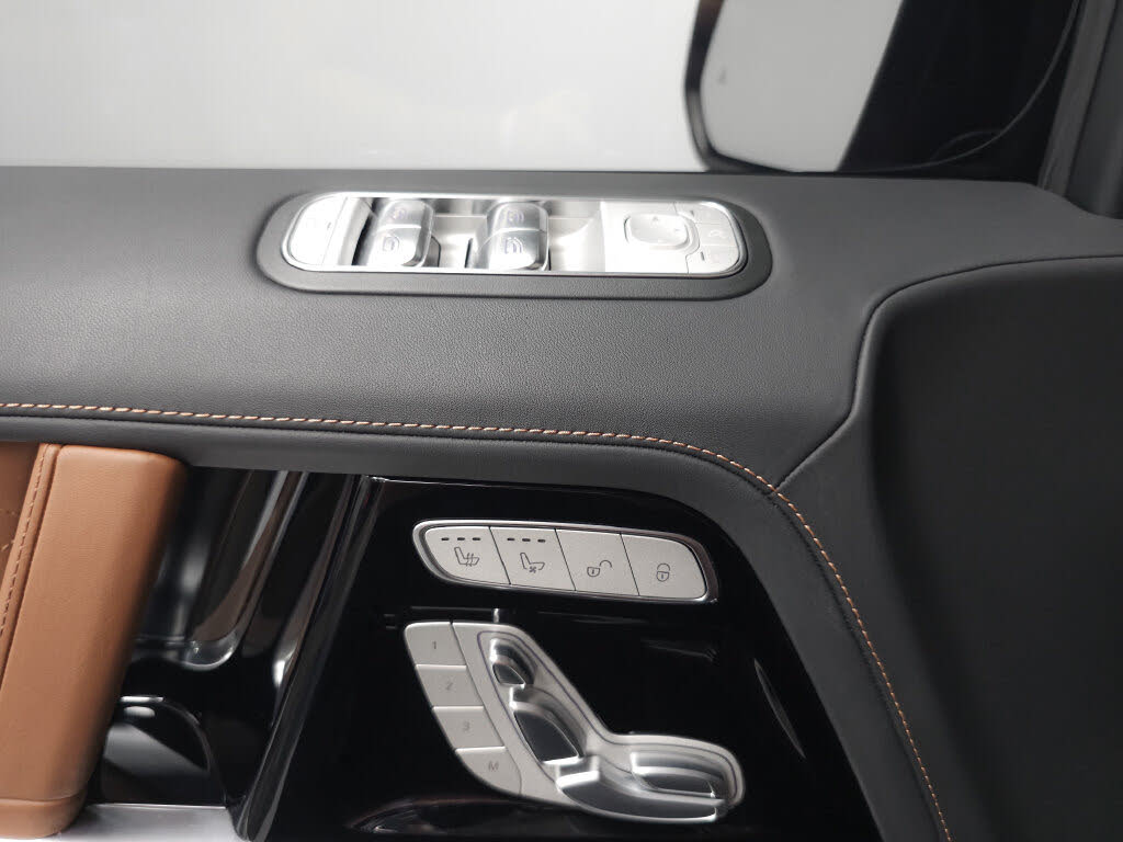 2025 Mercedes-Benz G-Class AMG G 63 4MATIC photo 6