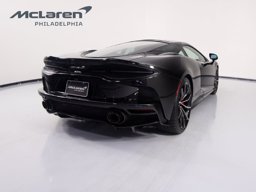 2027 McLaren GTS RWD photo 5