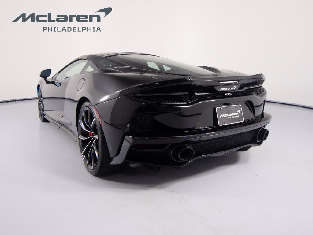 2027 McLaren GTS RWD photo 7