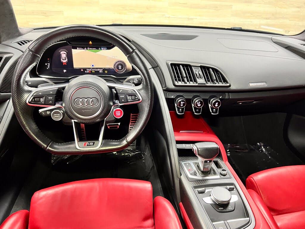2017 Audi R8 quattro V10 Coupe AWD photo 2 of 24