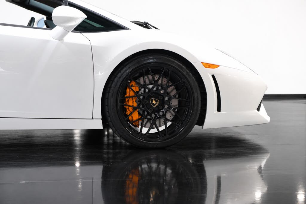 2010 Lamborghini Gallardo LP 560-4 Spyder AWD photo 14