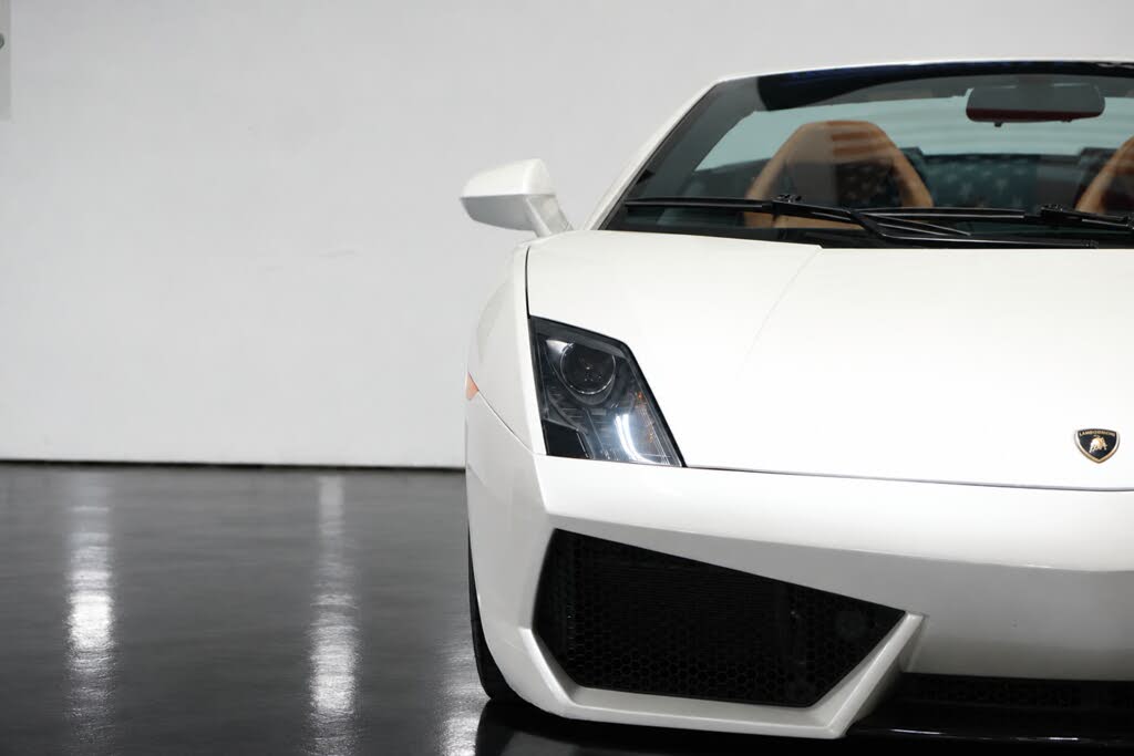 2010 Lamborghini Gallardo LP 560-4 Spyder AWD photo 5