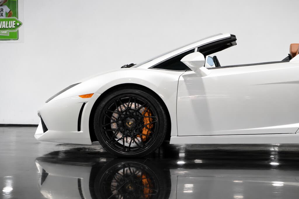 2010 Lamborghini Gallardo LP 560-4 Spyder AWD photo 8