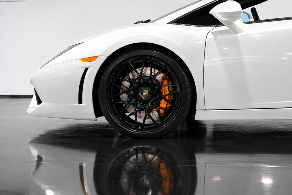2010 Lamborghini Gallardo LP 560-4 Spyder AWD photo 10
