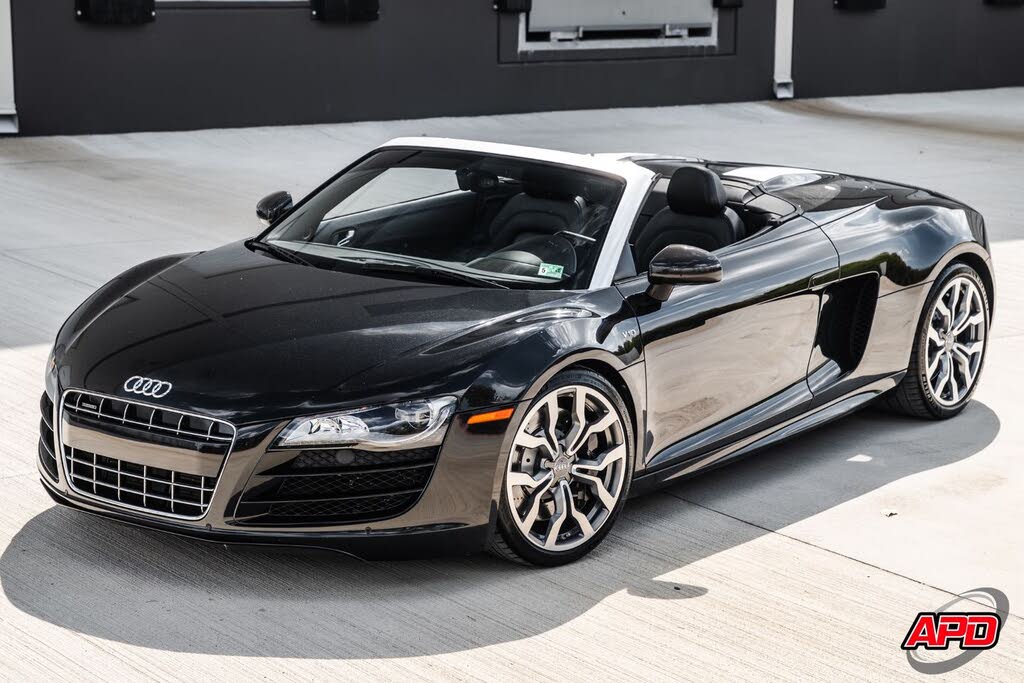 2011 Audi R8 5.2 quattro Spyder AWD photo 4 of 24