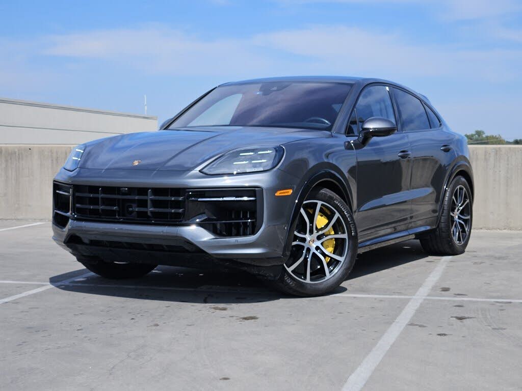 2025 Porsche Cayenne Coupe GTS AWD