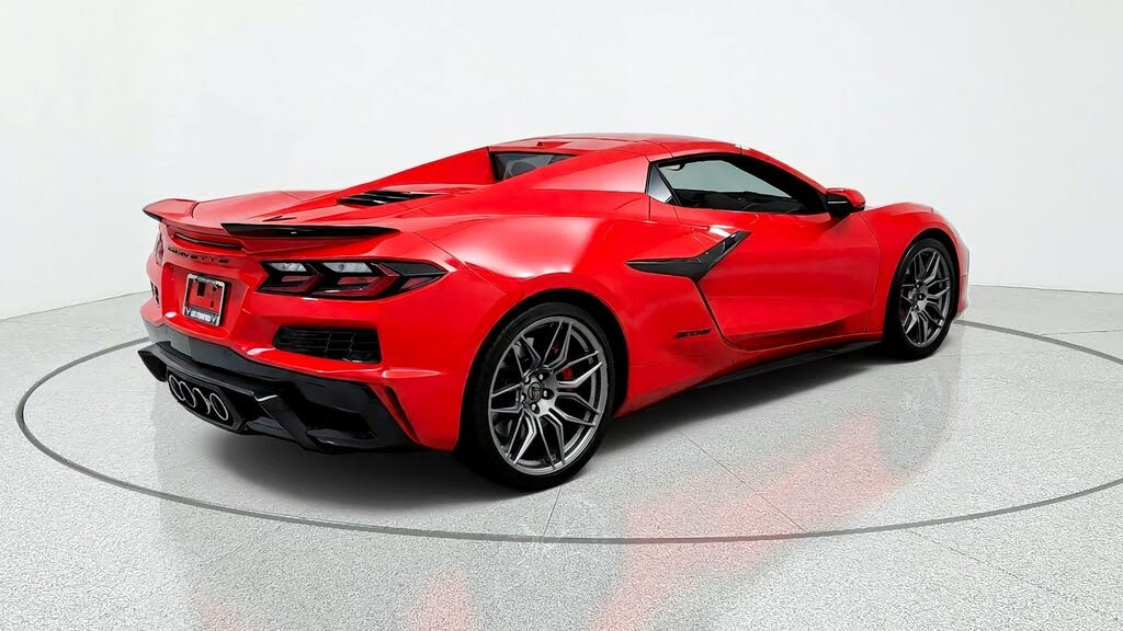 2025 Chevrolet Corvette Z06 2LZ Convertible RWD photo 5