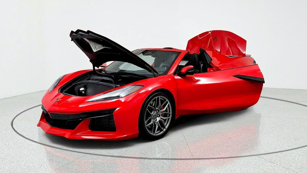 2025 Chevrolet Corvette Z06 2LZ Convertible RWD photo 9