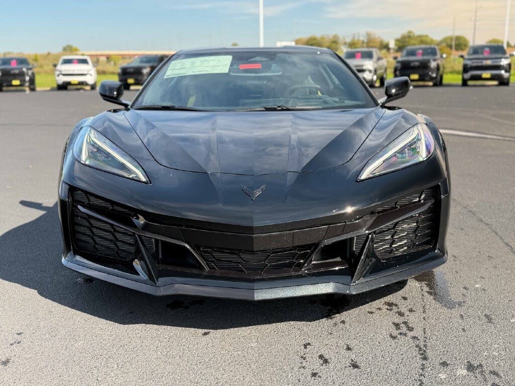 2027 Chevrolet Corvette Z06 1LZ Coupe RWD photo 2