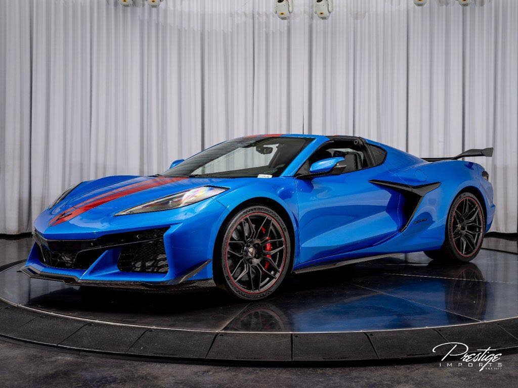 2025 Chevrolet Corvette Z06 2LZ Coupe RWD photo 10