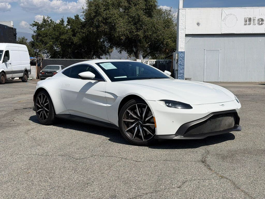 2019 Aston Martin Vantage RWD