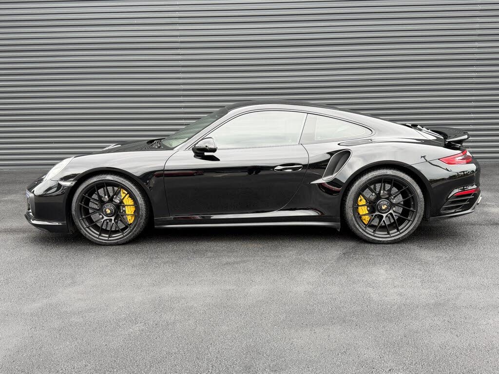 2017 Porsche 911 Turbo S Coupe AWD photo 2 of 24