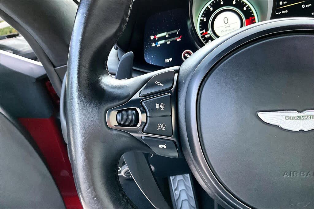 2019 Aston Martin Vantage RWD photo 24
