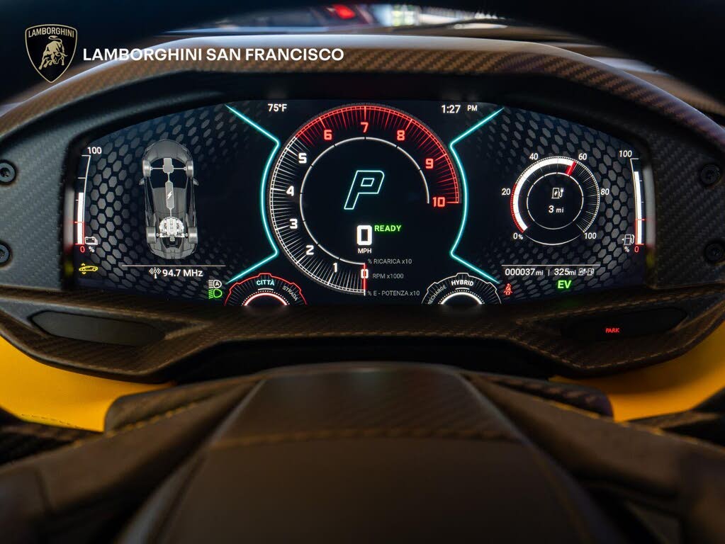2026 Lamborghini Revuelto AWD photo 15 of 24