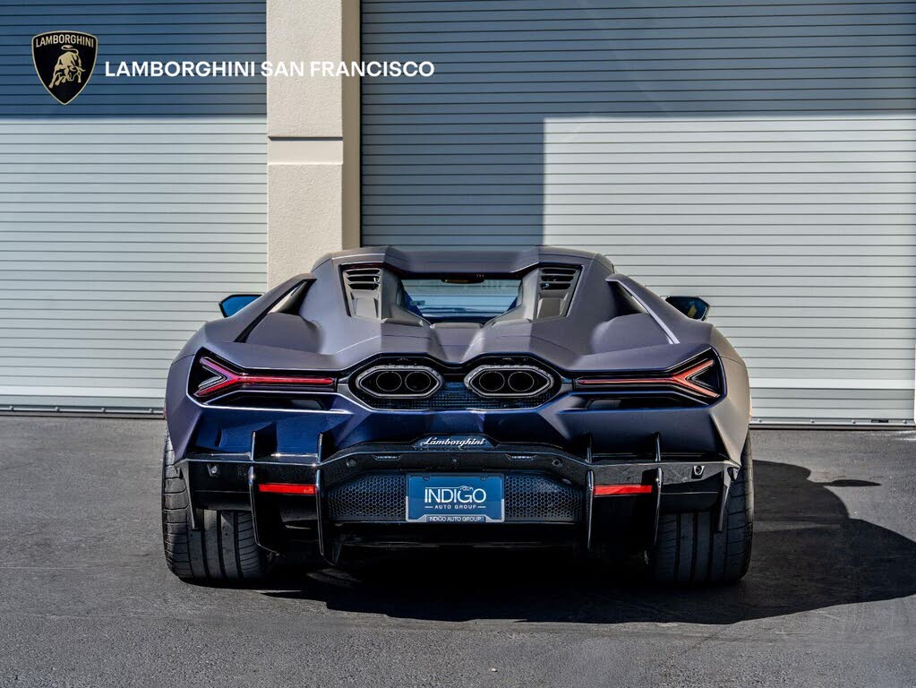 2026 Lamborghini Revuelto AWD photo 8 of 24