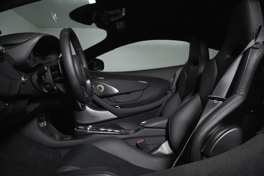 2025 McLaren GTS RWD