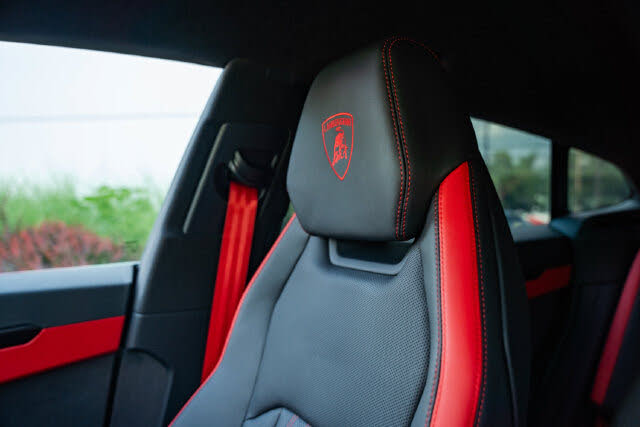 2025 Lamborghini Urus SE AWD photo 24