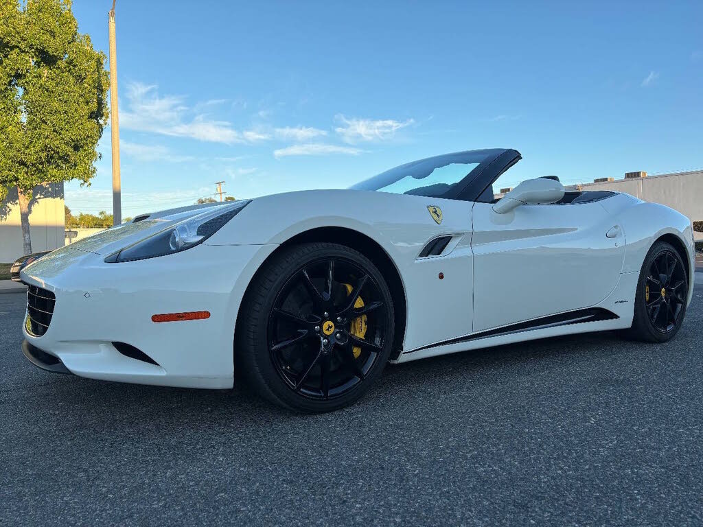 2014 Ferrari California Roadster
