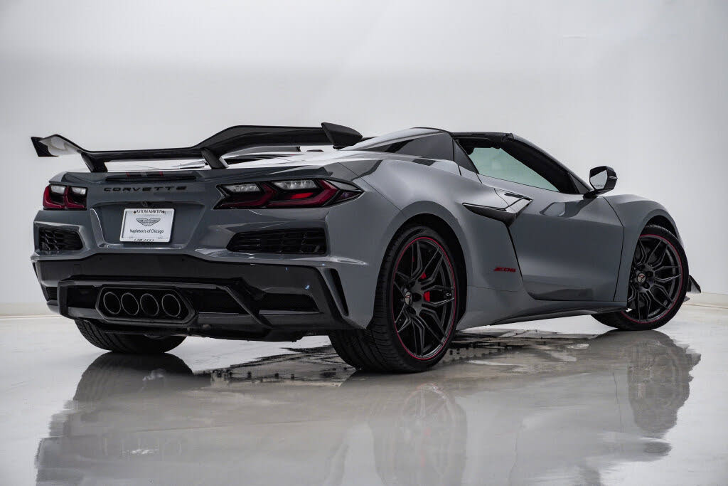2025 Chevrolet Corvette Z06 2LZ Convertible RWD photo 11