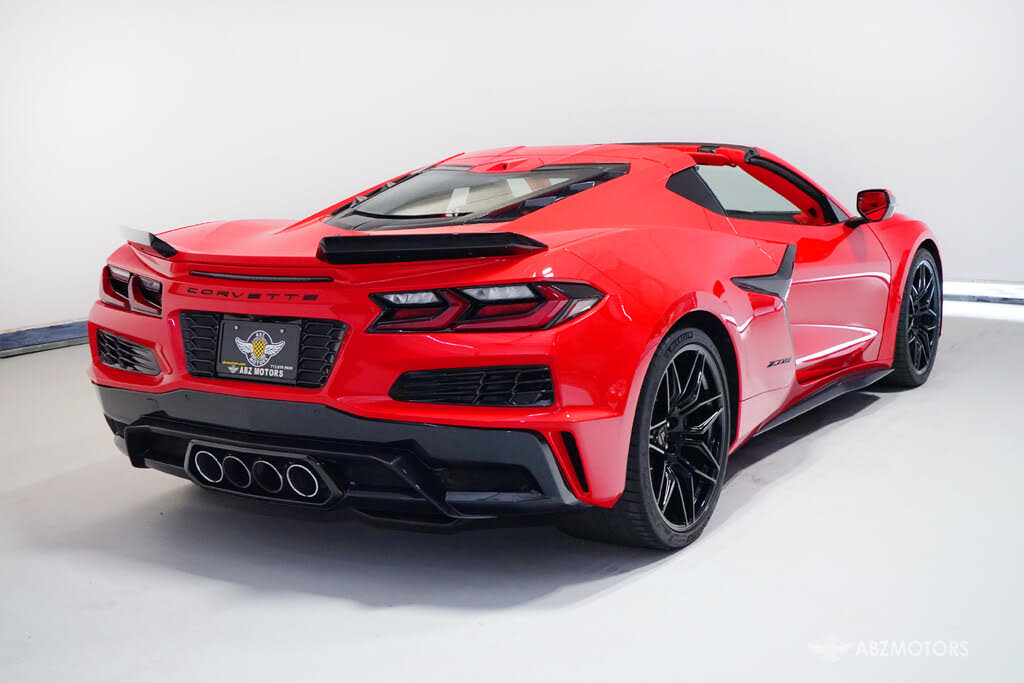 2025 Chevrolet Corvette Z06 3LZ Coupe RWD photo 5