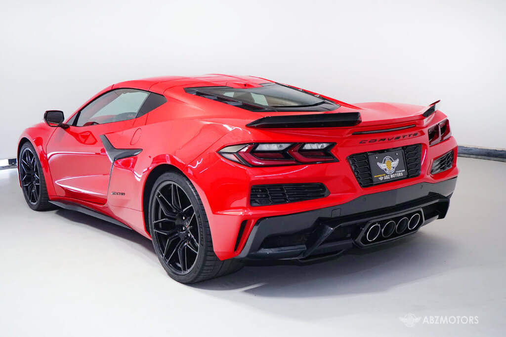 2025 Chevrolet Corvette Z06 3LZ Coupe RWD photo 6