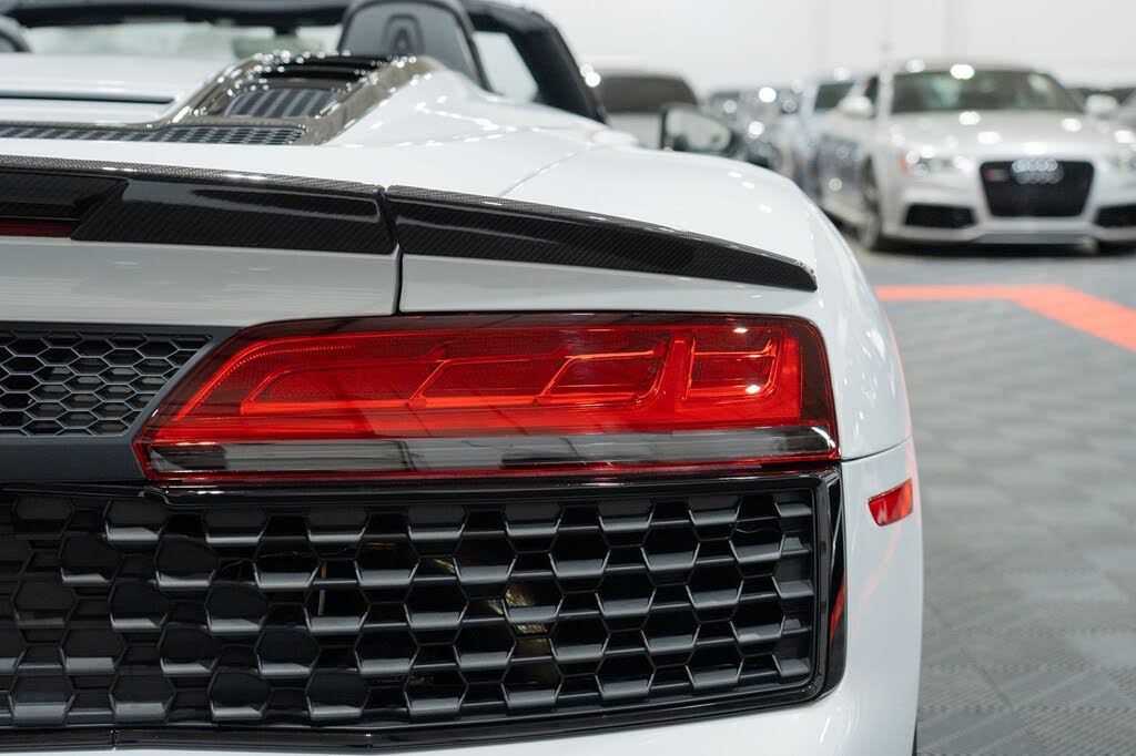2020 Audi R8 quattro V10 Performance Spyder AWD photo 11 of 24