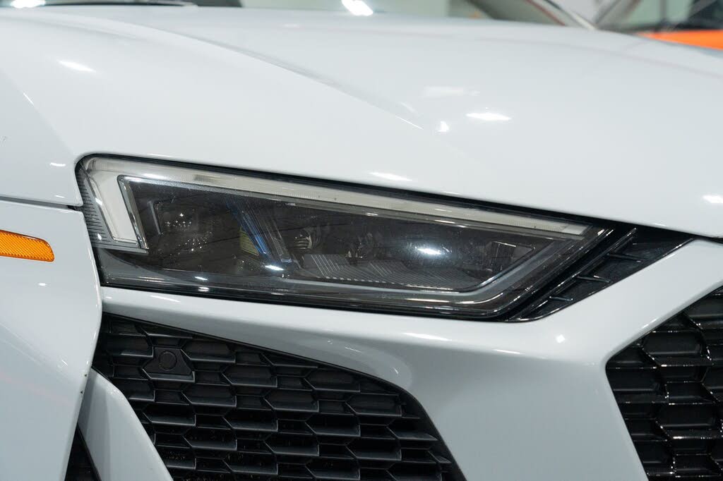 2020 Audi R8 quattro V10 Performance Spyder AWD photo 13 of 24