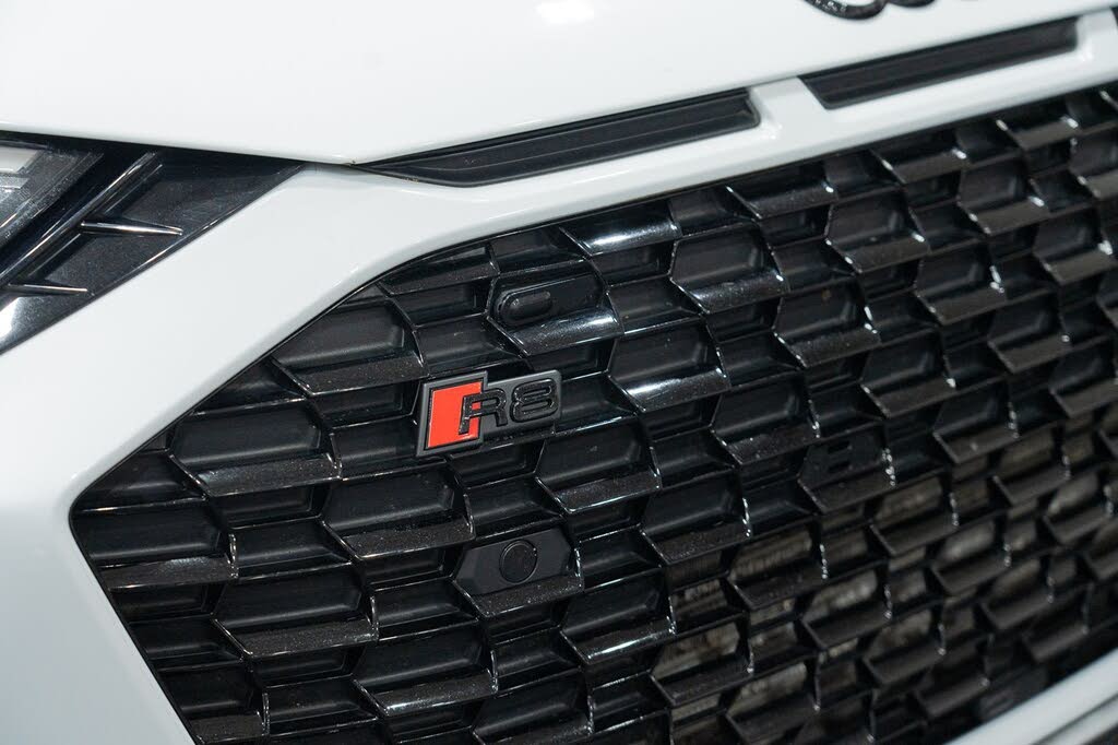 2020 Audi R8 quattro V10 Performance Spyder AWD photo 14 of 24