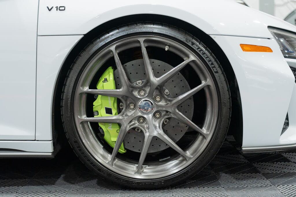 2020 Audi R8 quattro V10 Performance Spyder AWD photo 17 of 24